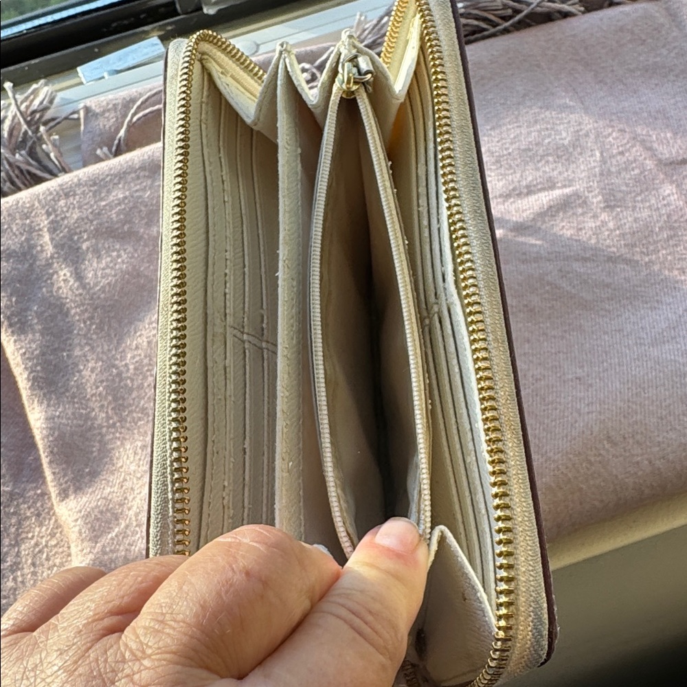 Coach Cream Embossed Wallet - Picture 5 of 8